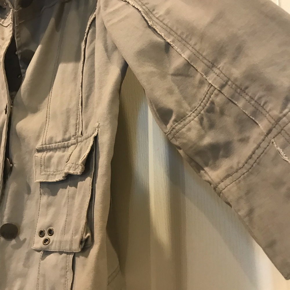 Short fall jacket - Picture 2 of 7